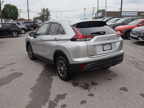 Used 2024 Mitsubishi Eclipse Cross ES AWD/4WD image 7