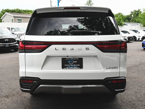 Used 2024 Lexus LX 600 4WD w/ Interior Upgrade Package image 5