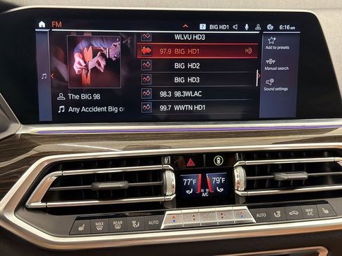 Used 2019 BMW X5 xDrive40i w/ Convenience Package AWD/4WD image 23