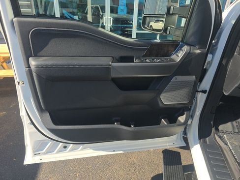 New 2026 Ford F250 Lariat image 16