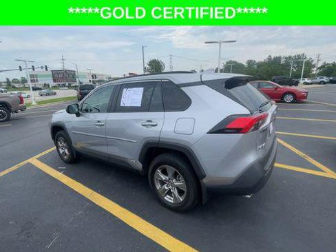 Certified 2024 Toyota RAV4 LE AWD/4WD image 8