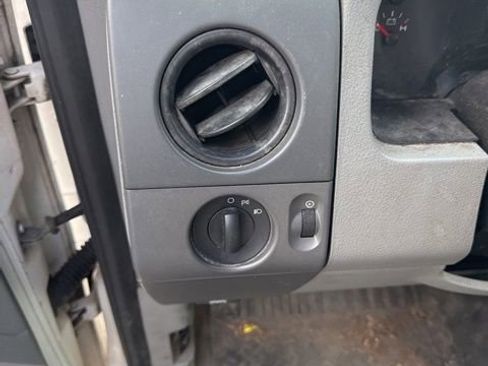 Used 2007 Ford F150 XL image 14