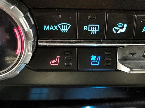 Used 2022 Ford F250 Platinum image 29