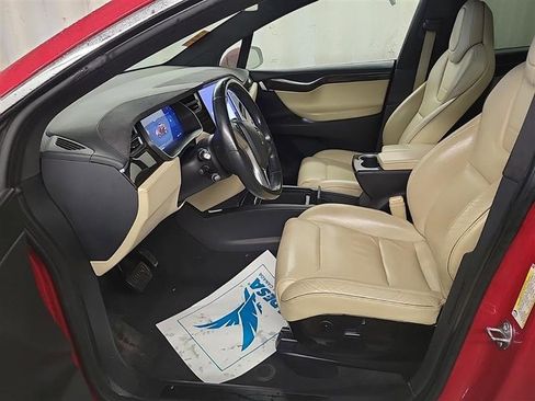 Used 2016 Tesla Model X 90D image 6
