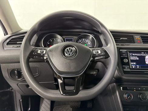 Used 2019 Volkswagen Tiguan S FWD image 13