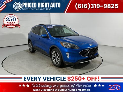 Used 2020 Ford Escape Titanium AWD/4WD image 1
