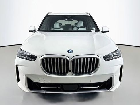 Used 2024 BMW X5 xDrive50e w/ Premium Package AWD/4WD image 2