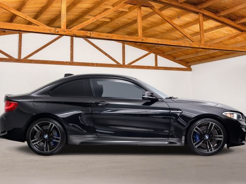 Used 2017 BMW M2 RWD image 6
