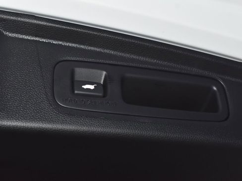 Used 2026 Honda CR-V Sport Touring image 37