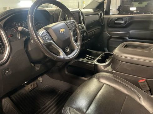 Used 2020 Chevrolet Silverado 2500 LTZ w/ LTZ Convenience Package image 21