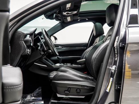 Used 2022 Alfa Romeo Stelvio Quadrifoglio w/ Active Assist Plus Package image 42