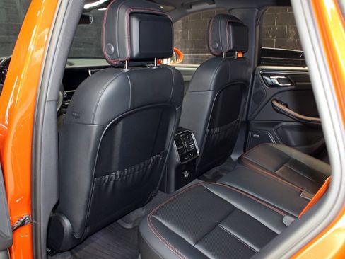 Used 2023 Porsche Macan GTS w/ Premium Package Plus image 40