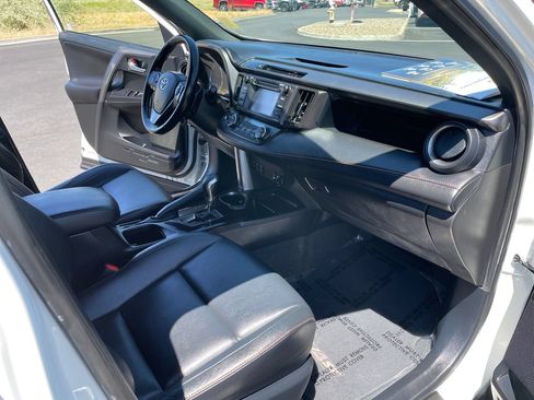 Used 2016 Toyota RAV4 SE AWD/4WD image 18