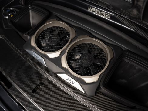 Used 2018 Porsche 911 GT2 RS RWD image 75