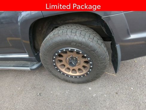 Used 2017 Toyota 4Runner Limited AWD/4WD image 5
