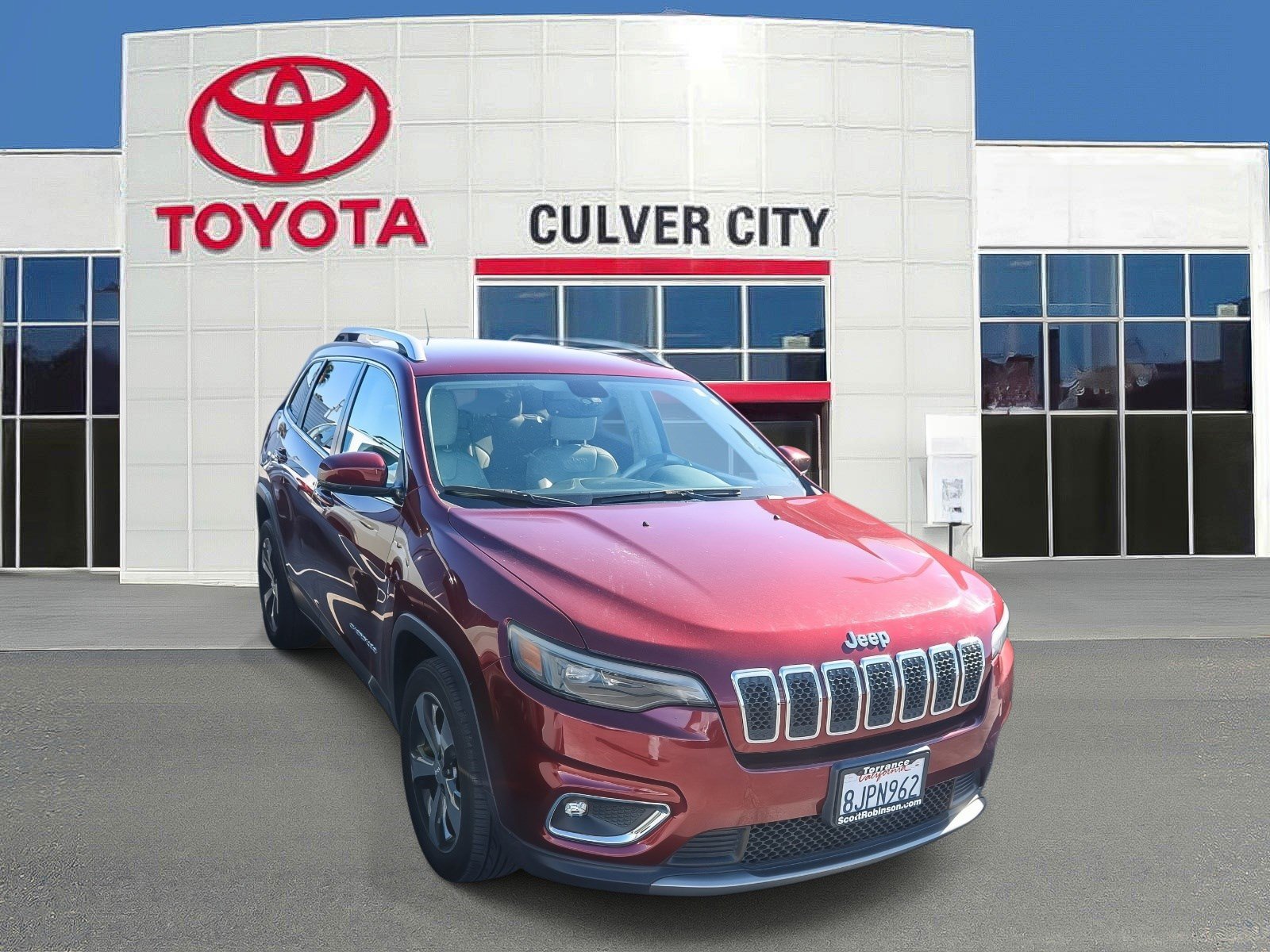 Used 2019 Jeep Cherokee Limited FWD image 1
