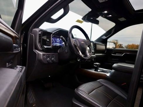 Used 2023 Chevrolet Silverado 1500 High Country w/ Max Trailering Package image 14