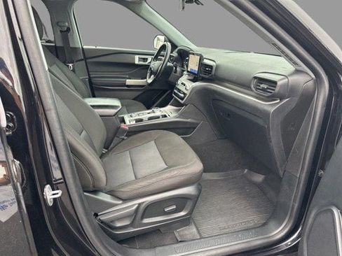 Certified 2022 Ford Explorer XLT AWD/4WD image 12