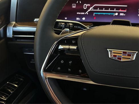 New 2026 Cadillac Escalade ESV Platinum Sport image 29