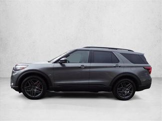 New 2026 Ford Explorer ST-Line w/ ST-Line Street Pack AWD/4WD video 2