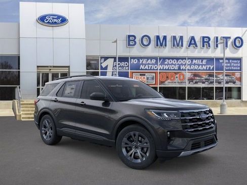 New 2026 Ford Explorer Active w/ Active Comfort Package AWD/4WD image 7