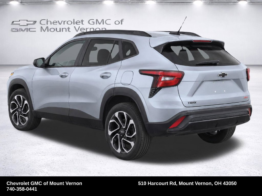 Used 2025 Chevrolet Trax RS FWD image 23