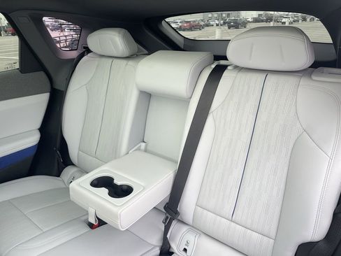 Certified 2025 Cadillac Optiq Sport 2 image 27