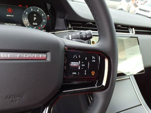 New 2026 Land Rover Range Rover Evoque S image 17