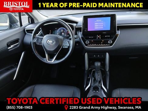 Certified 2024 Toyota Corolla Cross XLE image 17