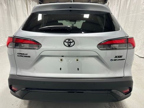 Used 2025 Toyota Corolla Cross AWD Hybrid w/ Convenience Package image 6