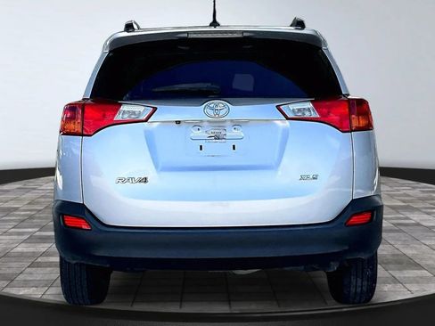 Used 2013 Toyota RAV4 XLE FWD image 5