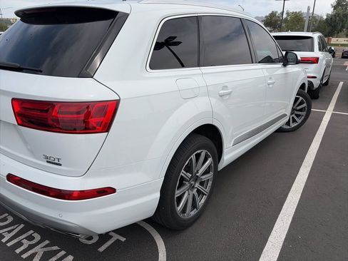 Used 2018 Audi Q7 3.0T Premium Plus w/ Premium Plus Package AWD/4WD image 6
