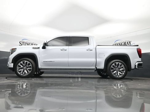 Used 2026 GMC Sierra 1500 Denali w/ Denali Reserve Package AWD/4WD image 29