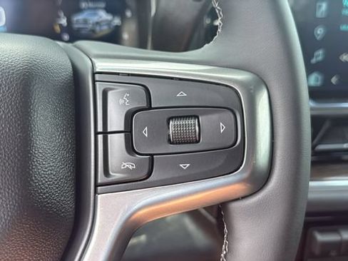 Used 2026 Chevrolet Silverado 1500 LT AWD/4WD image 17
