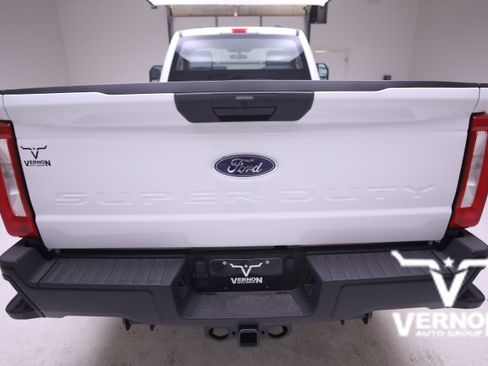 New 2026 Ford F250 XL image 4