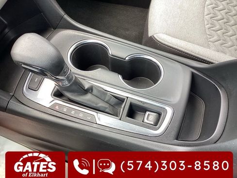 Used 2023 Chevrolet Equinox LT image 28