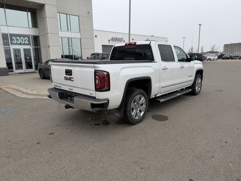 Used 2018 GMC Sierra 1500 SLT image 4