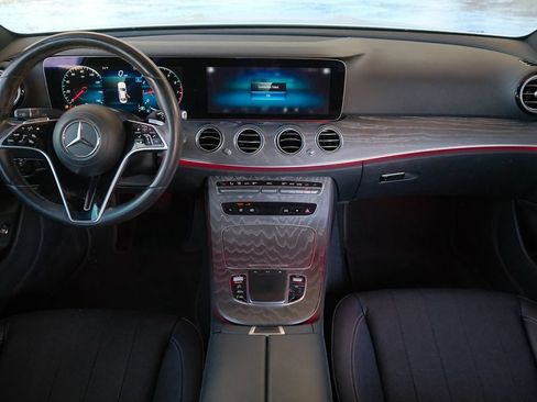Used 2021 Mercedes-Benz E 350 Sedan image 20
