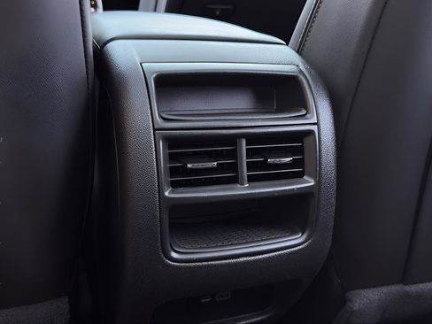 Used 2022 Cadillac XT5 Premium Luxury w/ Technology Package image 20