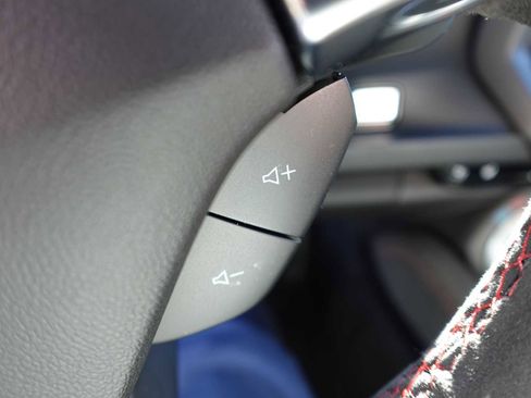 Used 2019 Chevrolet Camaro ZL1 image 22