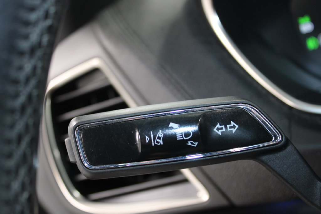 Used 2020 Lincoln Nautilus Reserve w/ Equipment Group 201A FWD image 37