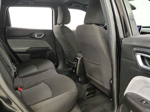 Used 2024 Jeep Compass Sport AWD/4WD image 24