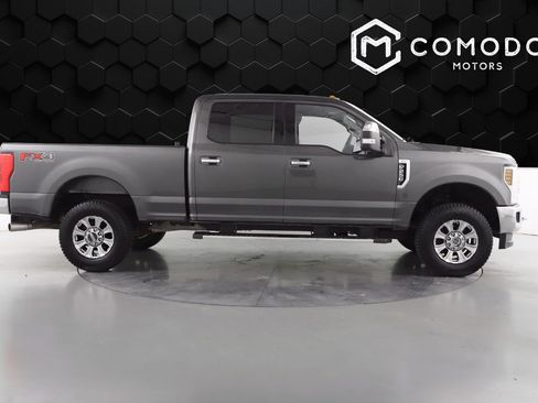 Used 2018 Ford F250 XLT w/ XLT Premium Package image 2