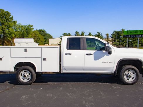 Used 2022 Chevrolet Silverado 2500 W/T w/ WT Convenience Package RWD image 4