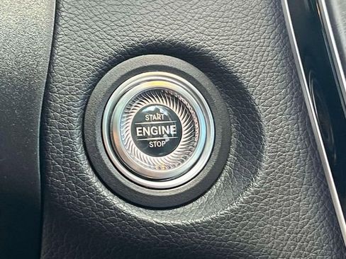 Used 2020 Mercedes-Benz GLC 300 image 29