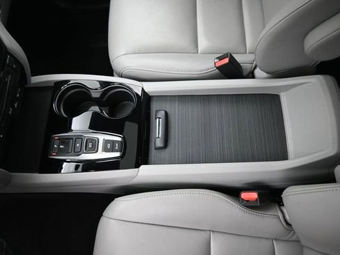 Used 2021 Honda Pilot Touring image 33