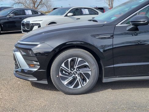 New 2026 Hyundai Sonata Blue FWD image 6