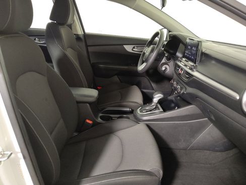 Used 2022 Kia Forte Sedan FWD image 21