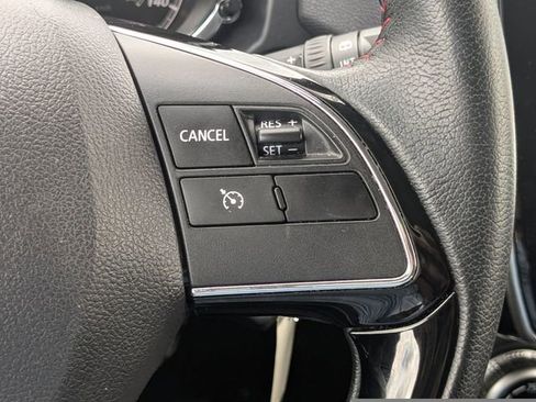 Used 2025 Mitsubishi Outlander Sport LE AWD/4WD image 27