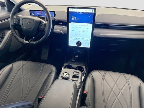 Used 2024 Ford Mustang Mach-E Select image 12